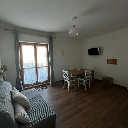 Ferienwohnung Attico - Terrazza Su Castello Castel Di Sangro Exterior foto